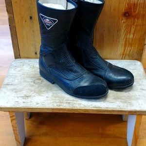 Women's Leather Motorcycle Boots